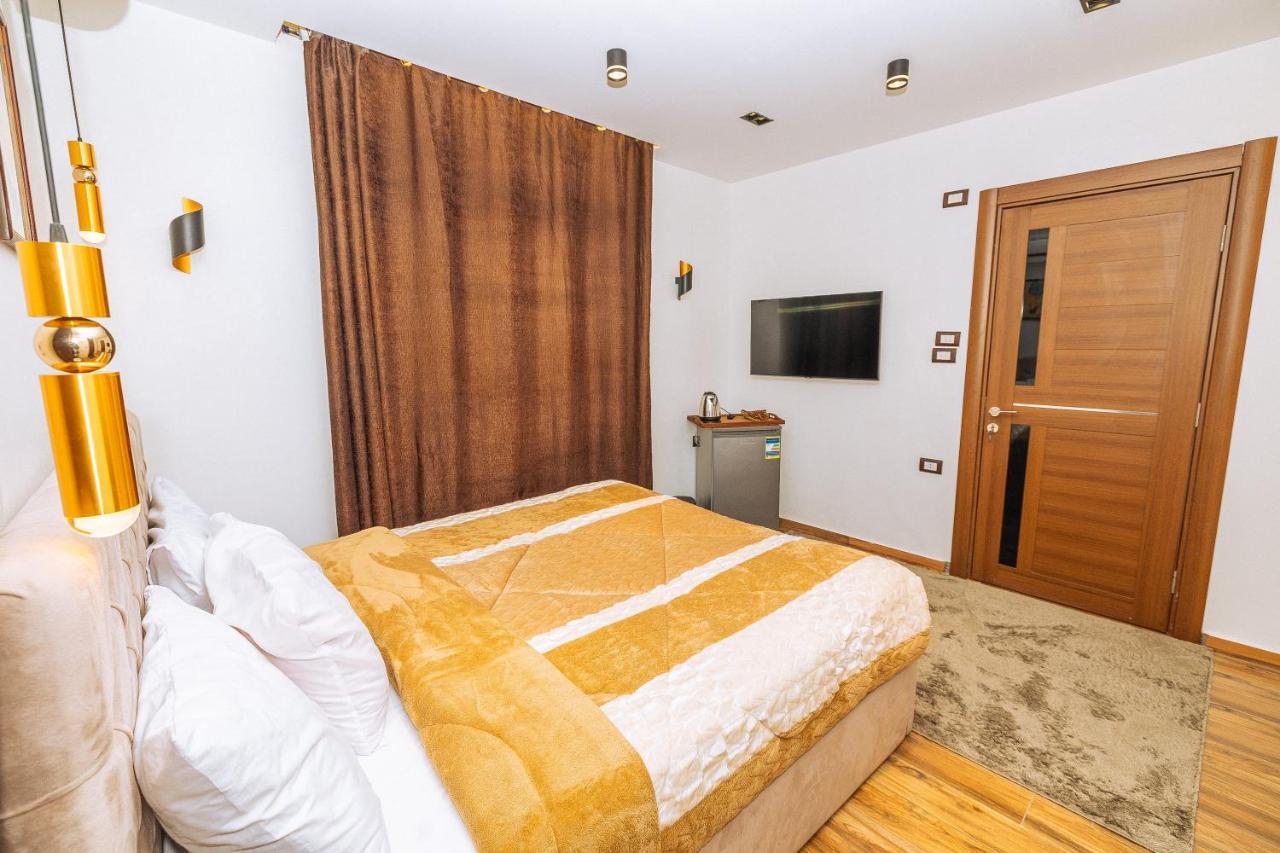 White Pyramids Inn Nazlat as Sammān Kültér fotó